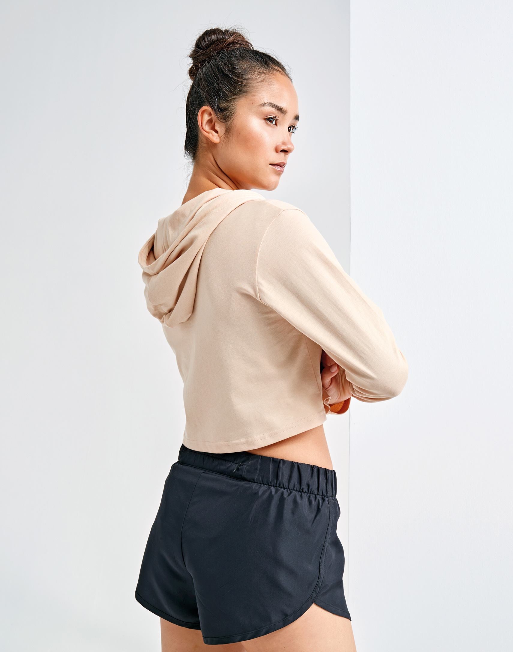 Gymate Pro cropped hooded t shirt model side